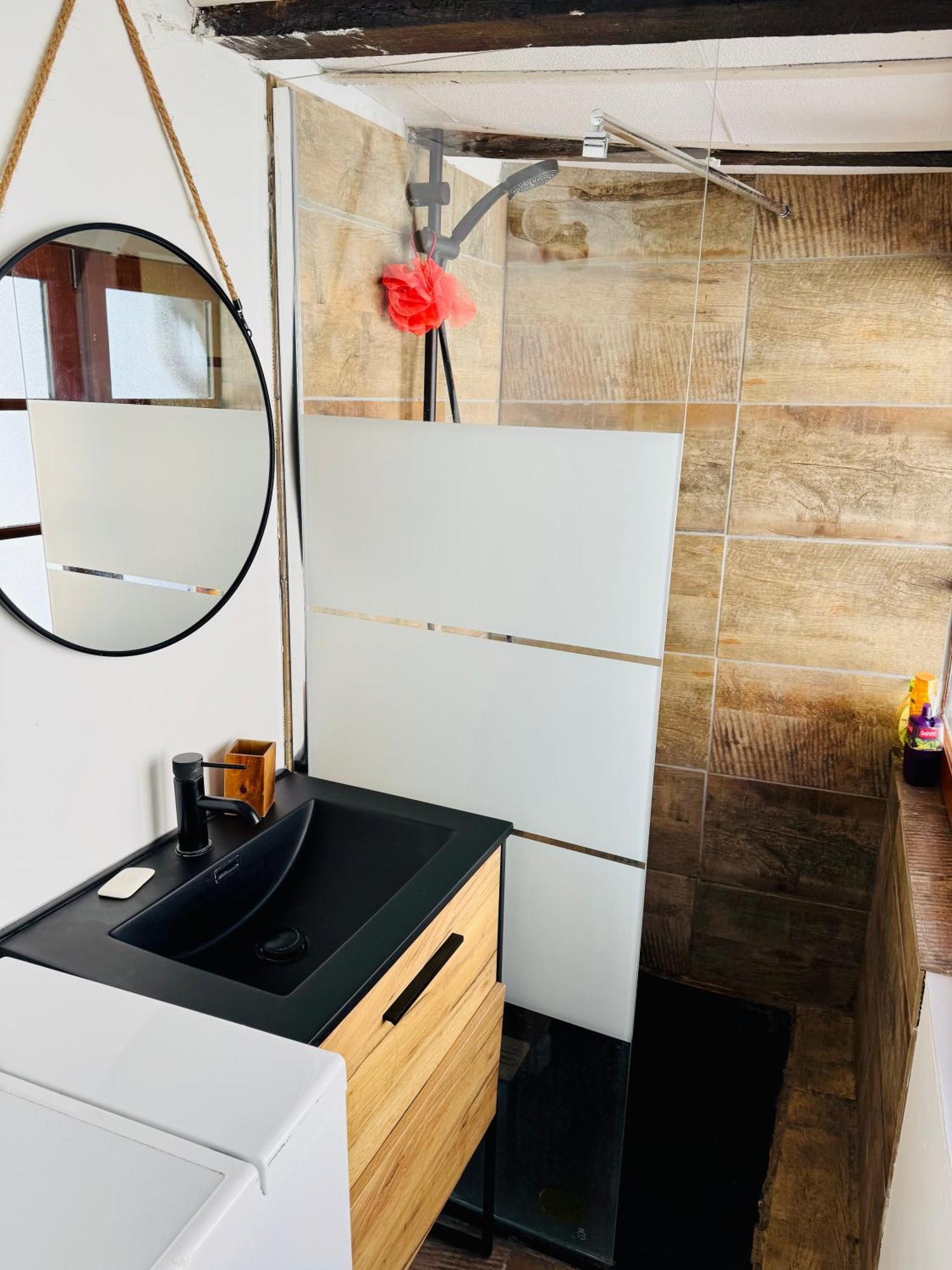 L Atypique De Bourbonnoux Apartment *